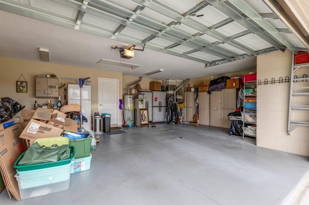 For Sale: $319,000 (3 beds, 2 baths, 1794 Square Feet)