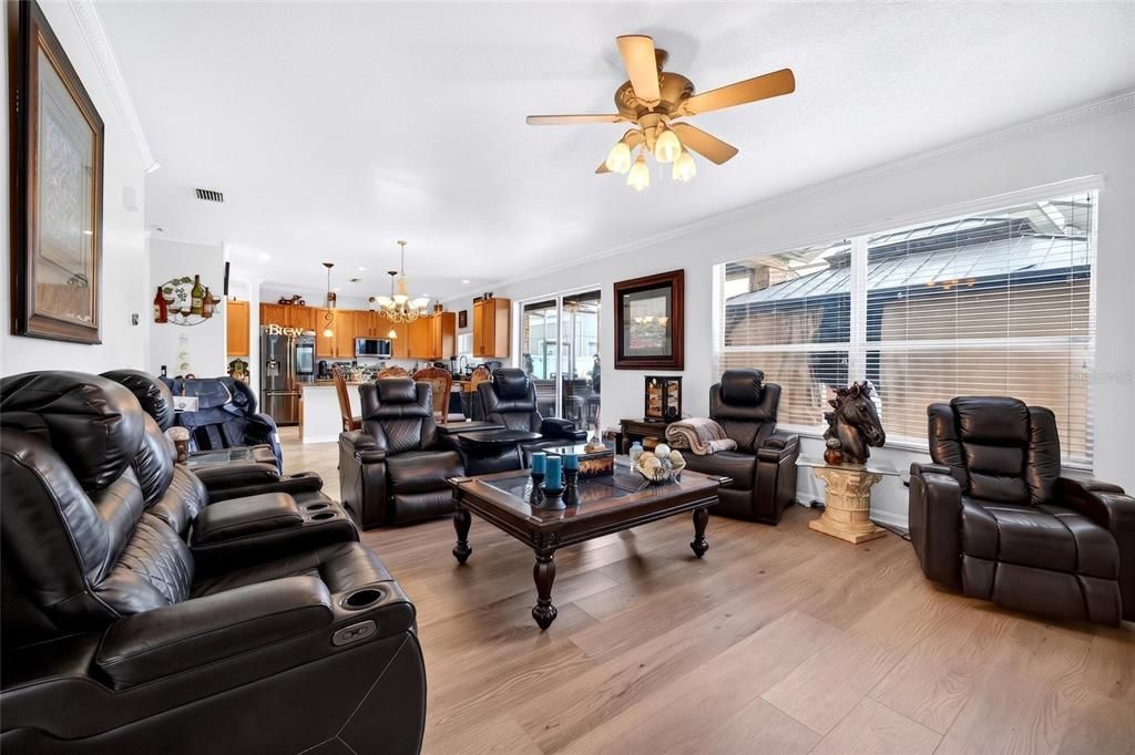For Sale: $670,000 (4 beds, 3 baths, 3100 Square Feet)