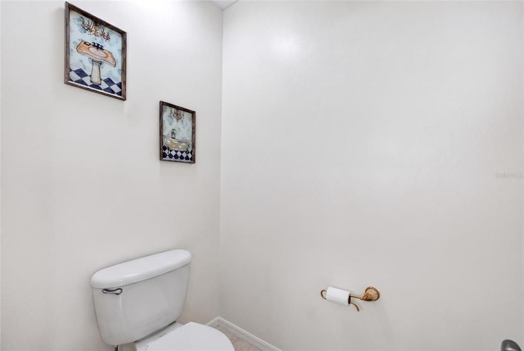 For Sale: $670,000 (4 beds, 3 baths, 3100 Square Feet)