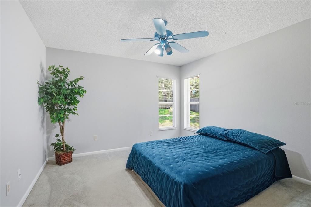 For Sale: $465,000 (3 beds, 2 baths, 1967 Square Feet)