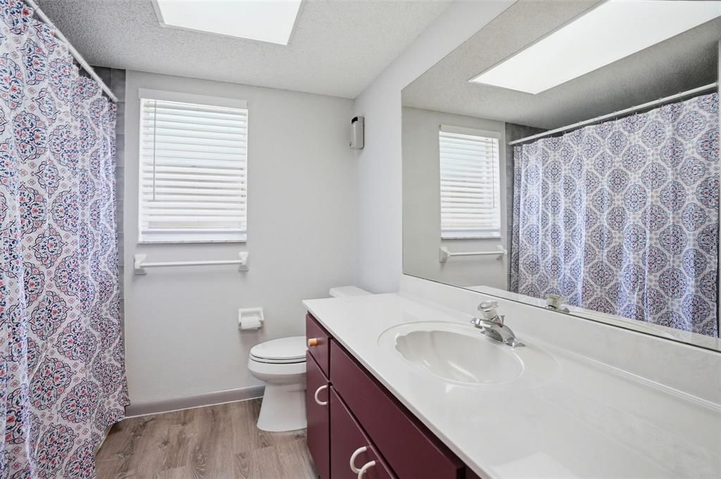 For Sale: $465,000 (3 beds, 2 baths, 1967 Square Feet)