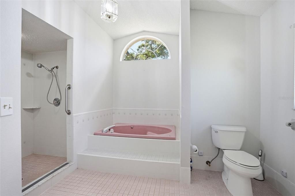 For Sale: $465,000 (3 beds, 2 baths, 1967 Square Feet)