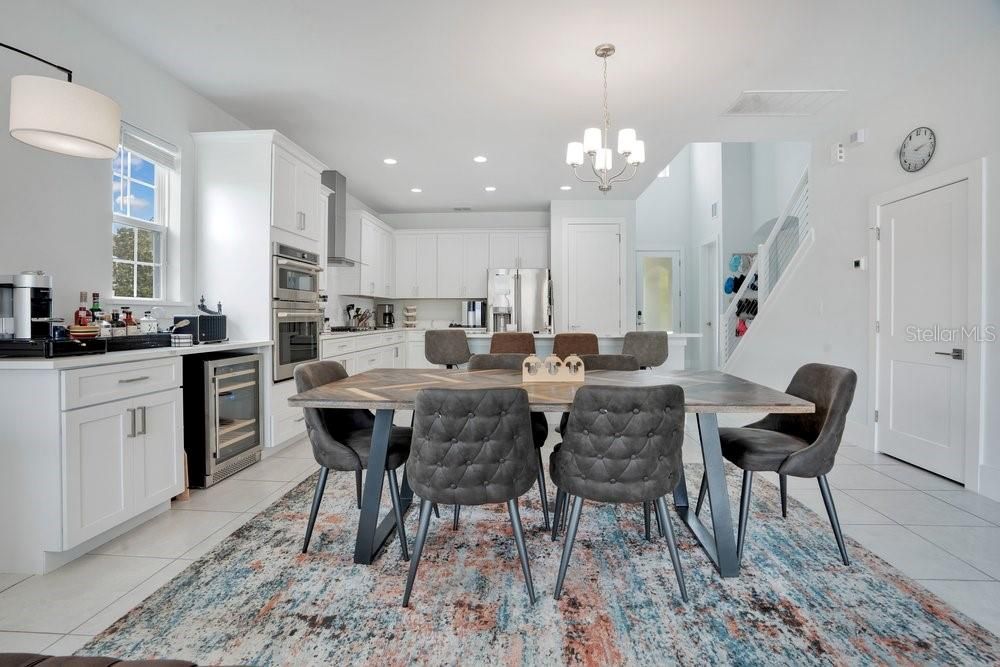 For Sale: $930,000 (5 beds, 5 baths, 3117 Square Feet)