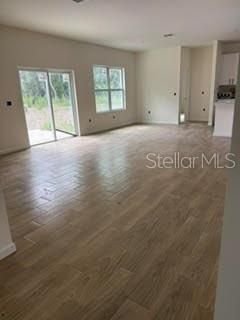 En Venta: $299,000 (4 camas, 2 baños, 1653 Pies cuadrados)