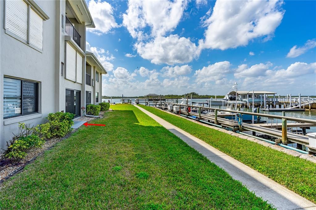 For Rent: $3,500 (2 beds, 2 baths, 1130 Square Feet)