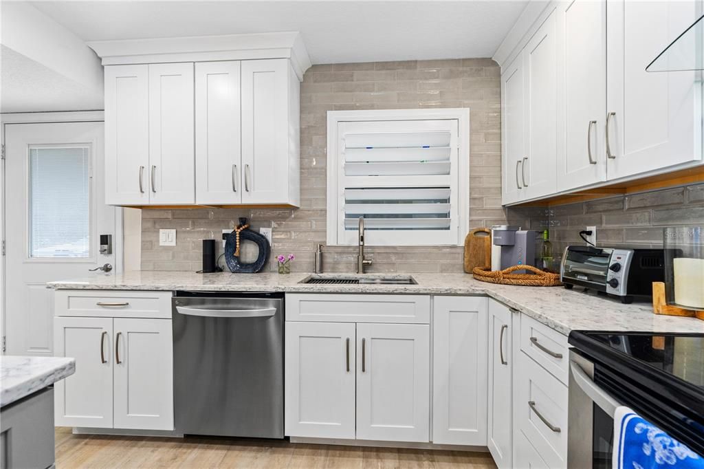 For Rent: $3,500 (2 beds, 2 baths, 1130 Square Feet)
