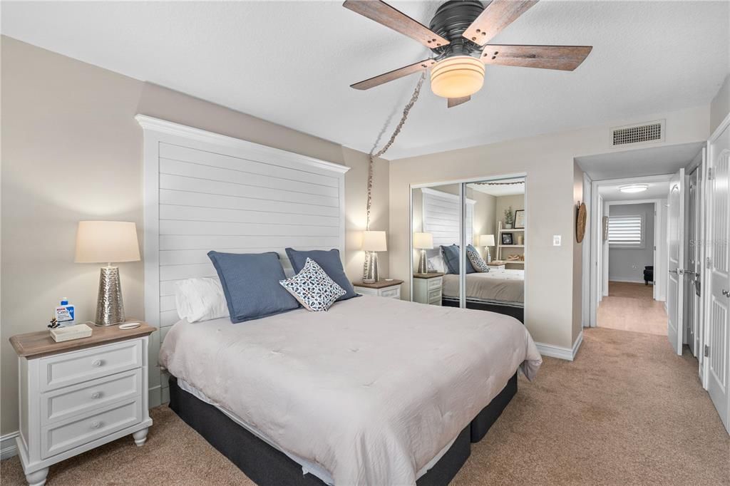 For Rent: $3,500 (2 beds, 2 baths, 1130 Square Feet)