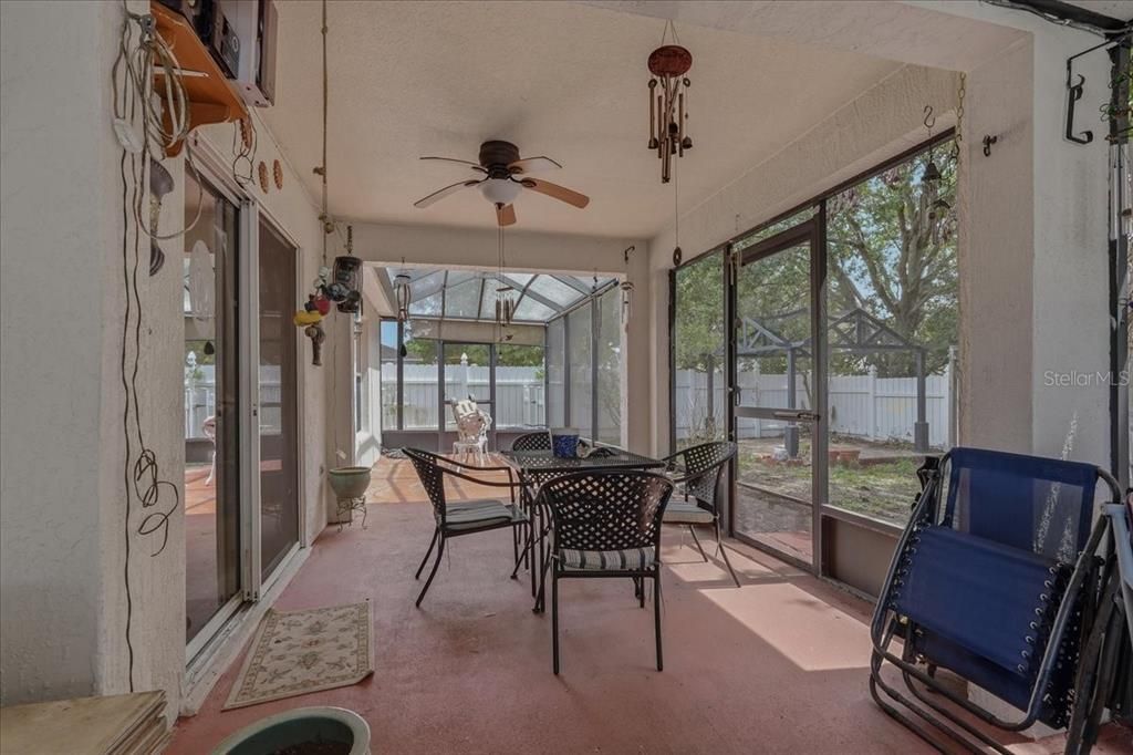 For Sale: $265,000 (3 beds, 2 baths, 1912 Square Feet)
