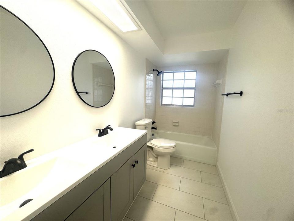 For Rent: $3,400 (3 beds, 2 baths, 2115 Square Feet)