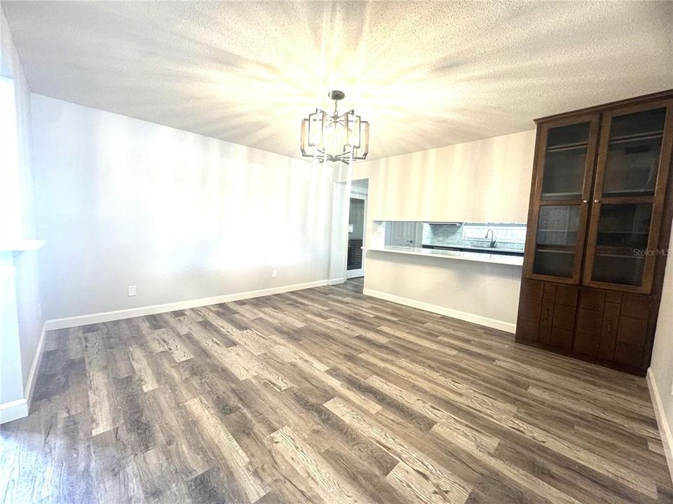 For Rent: $3,400 (3 beds, 2 baths, 2115 Square Feet)