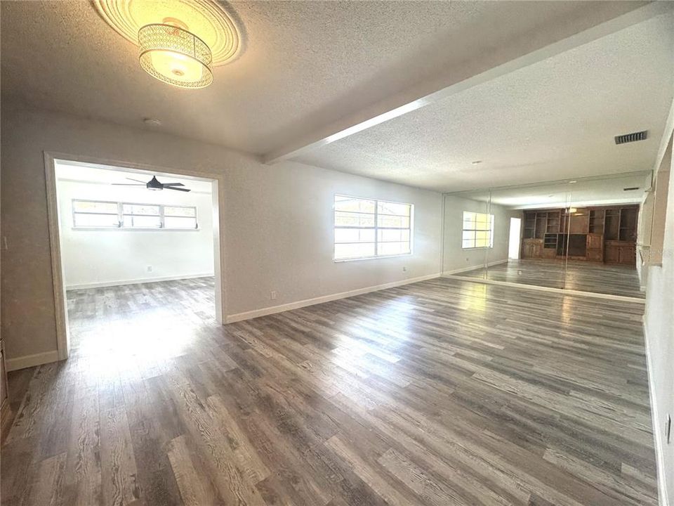For Rent: $3,400 (3 beds, 2 baths, 2115 Square Feet)