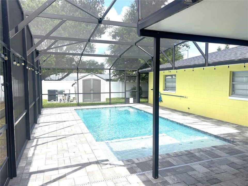 For Rent: $3,400 (3 beds, 2 baths, 2115 Square Feet)