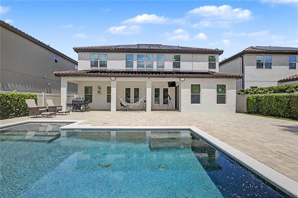 En Venta: $1,318,000 (6 camas, 4 baños, 3900 Pies cuadrados)