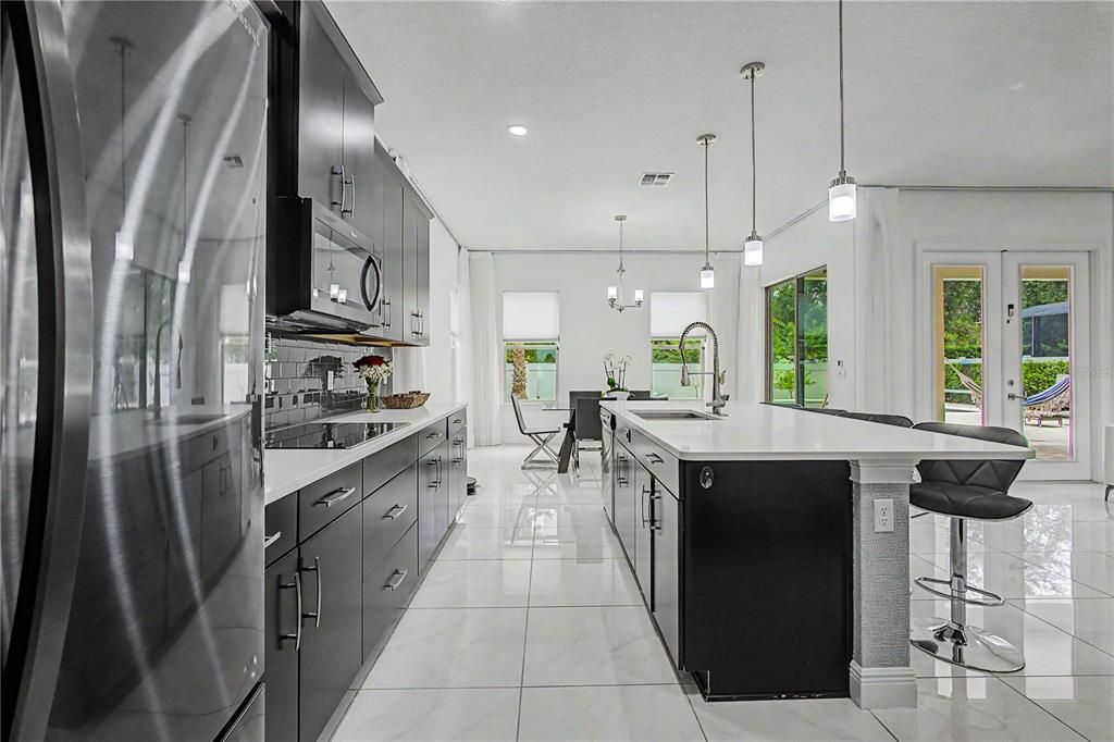 En Venta: $1,318,000 (6 camas, 4 baños, 3900 Pies cuadrados)