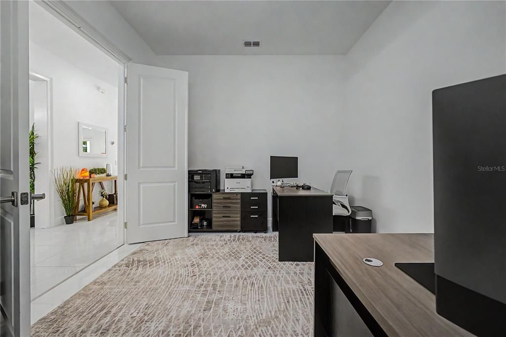 En Venta: $1,318,000 (6 camas, 4 baños, 3900 Pies cuadrados)