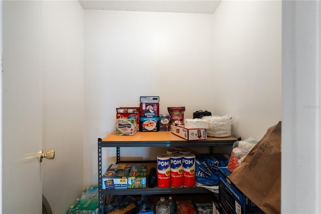En Venta: $265,000 (3 camas, 2 baños, 1808 Pies cuadrados)