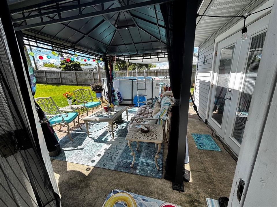 En Venta: $325,000 (4 camas, 3 baños, 1680 Pies cuadrados)