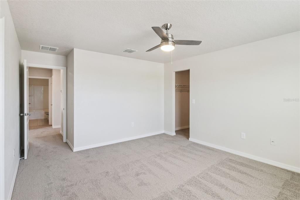 For Sale: $335,000 (4 beds, 2 baths, 1823 Square Feet)