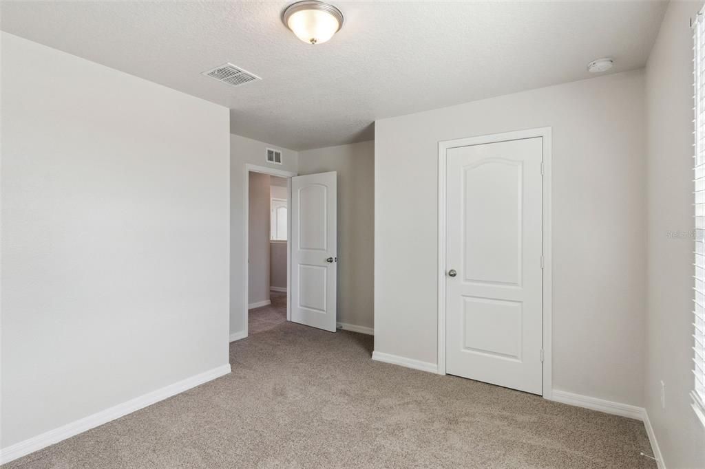 For Sale: $335,000 (4 beds, 2 baths, 1823 Square Feet)