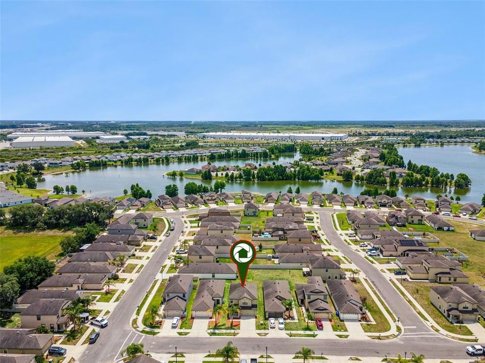 For Sale: $335,000 (4 beds, 2 baths, 1823 Square Feet)
