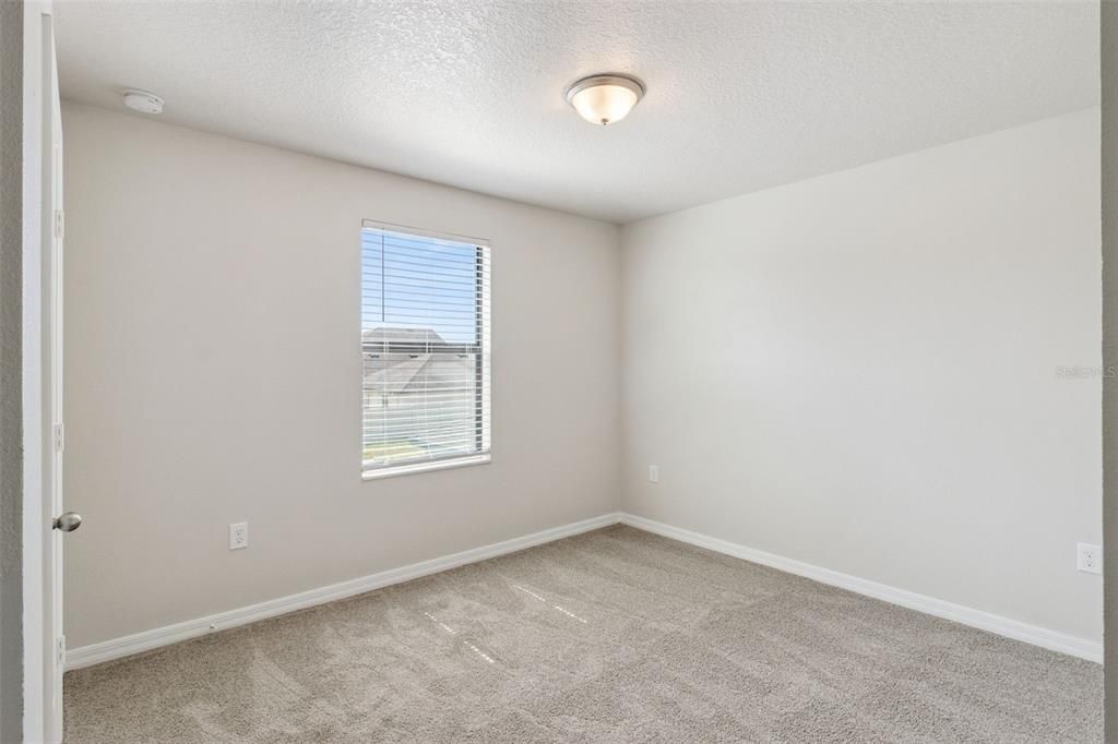 For Sale: $335,000 (4 beds, 2 baths, 1823 Square Feet)
