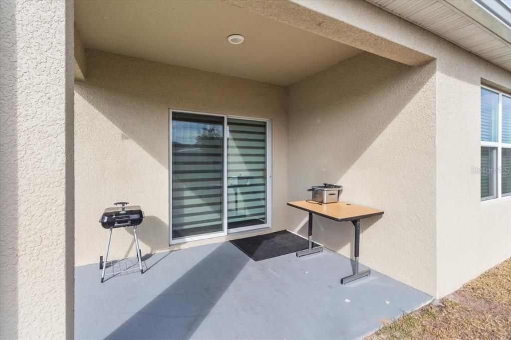 For Sale: $395,000 (4 beds, 2 baths, 1852 Square Feet)