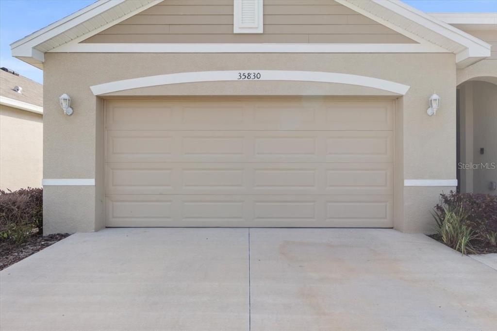 For Sale: $395,000 (4 beds, 2 baths, 1852 Square Feet)