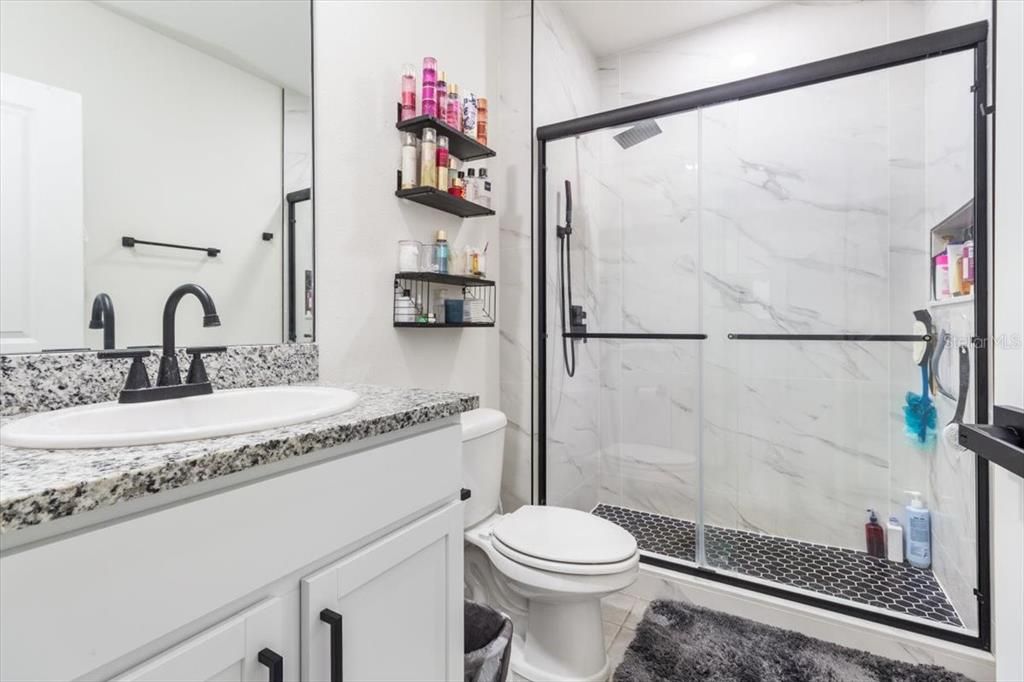 For Sale: $395,000 (4 beds, 2 baths, 1852 Square Feet)
