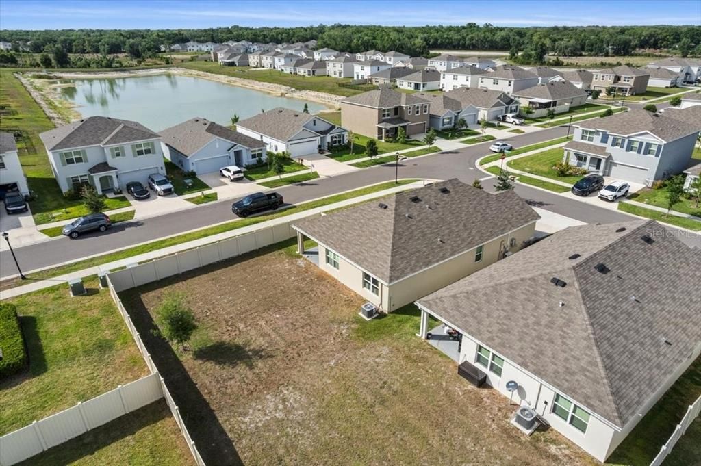 For Sale: $395,000 (4 beds, 2 baths, 1852 Square Feet)