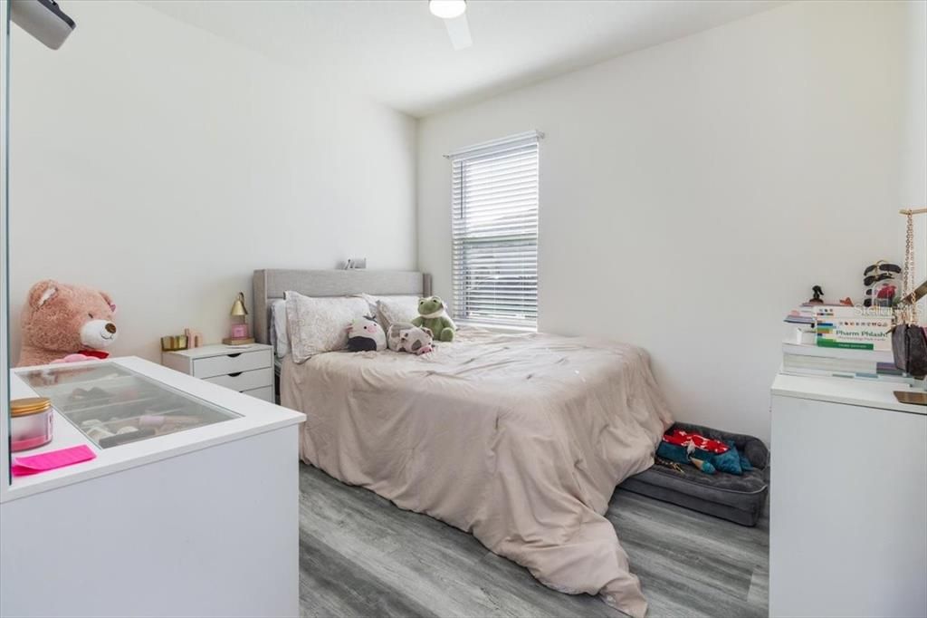 For Sale: $395,000 (4 beds, 2 baths, 1852 Square Feet)