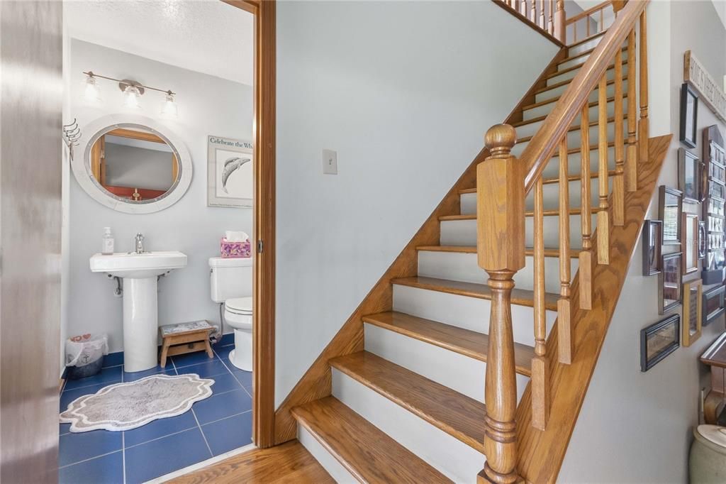 En Venta: $799,900 (3 camas, 2 baños, 2502 Pies cuadrados)