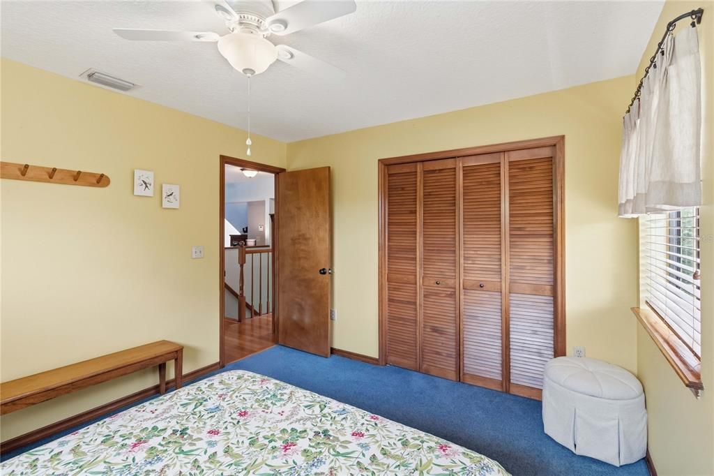 En Venta: $799,900 (3 camas, 2 baños, 2502 Pies cuadrados)