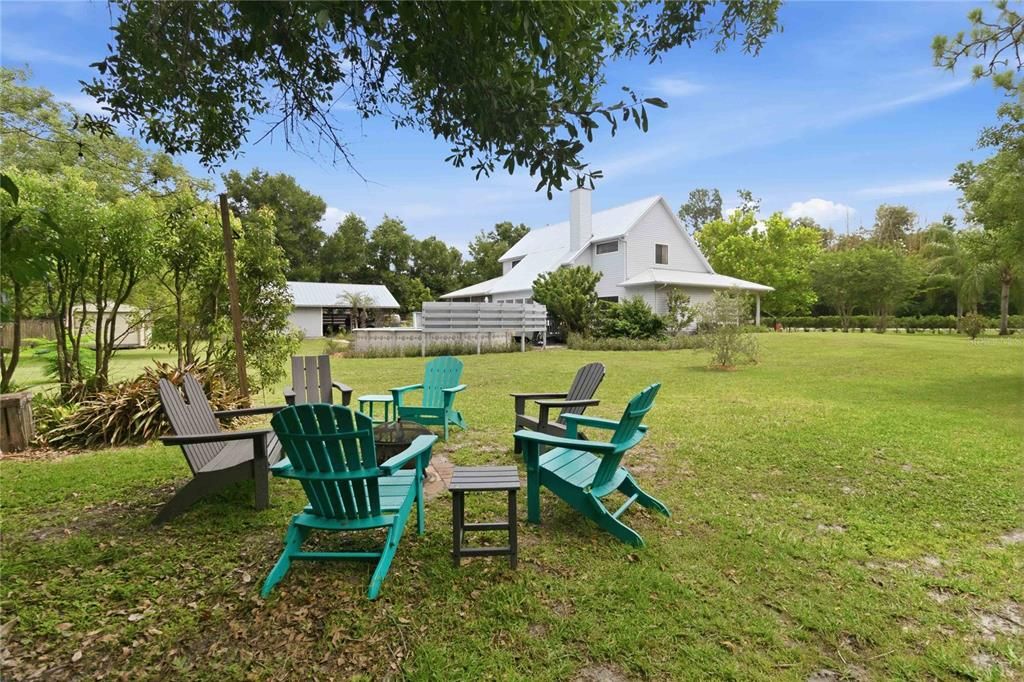En Venta: $799,900 (3 camas, 2 baños, 2502 Pies cuadrados)