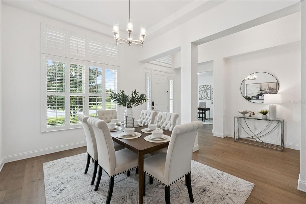 En Venta: $795,000 (4 camas, 3 baños, 3006 Pies cuadrados)