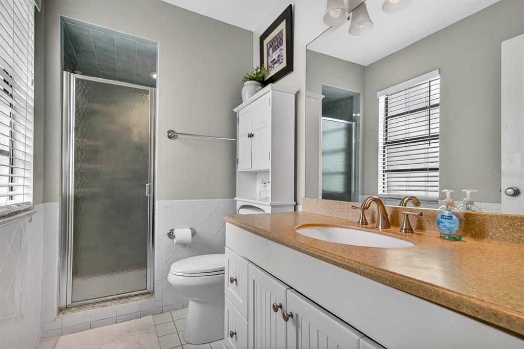 For Sale: $549,999 (3 beds, 2 baths, 1642 Square Feet)