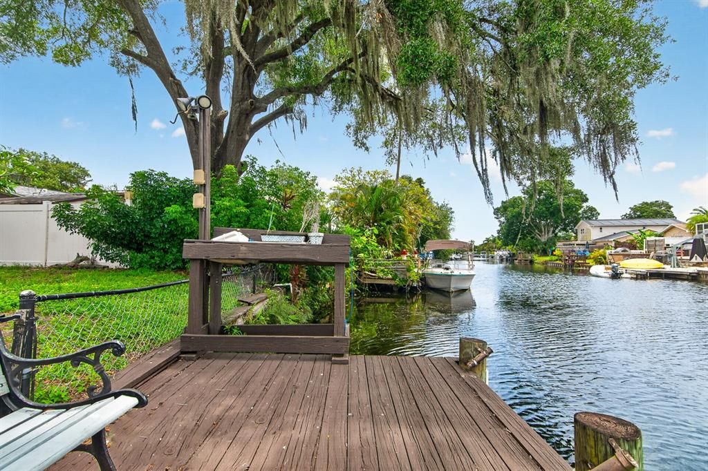 For Sale: $549,999 (3 beds, 2 baths, 1642 Square Feet)