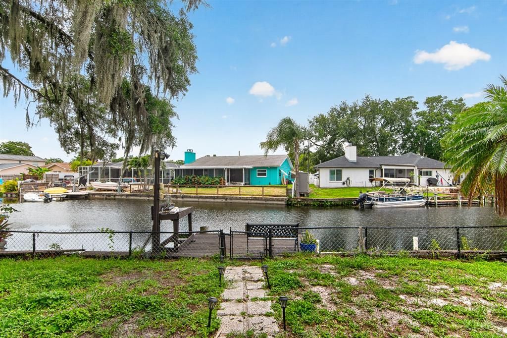 For Sale: $549,999 (3 beds, 2 baths, 1642 Square Feet)