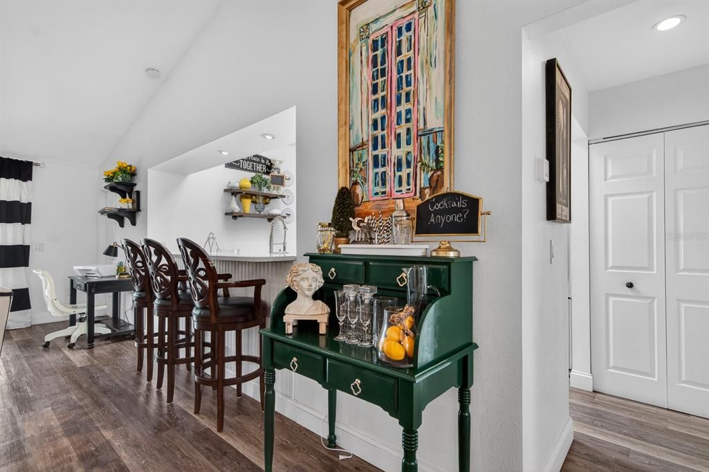 For Sale: $549,999 (3 beds, 2 baths, 1642 Square Feet)