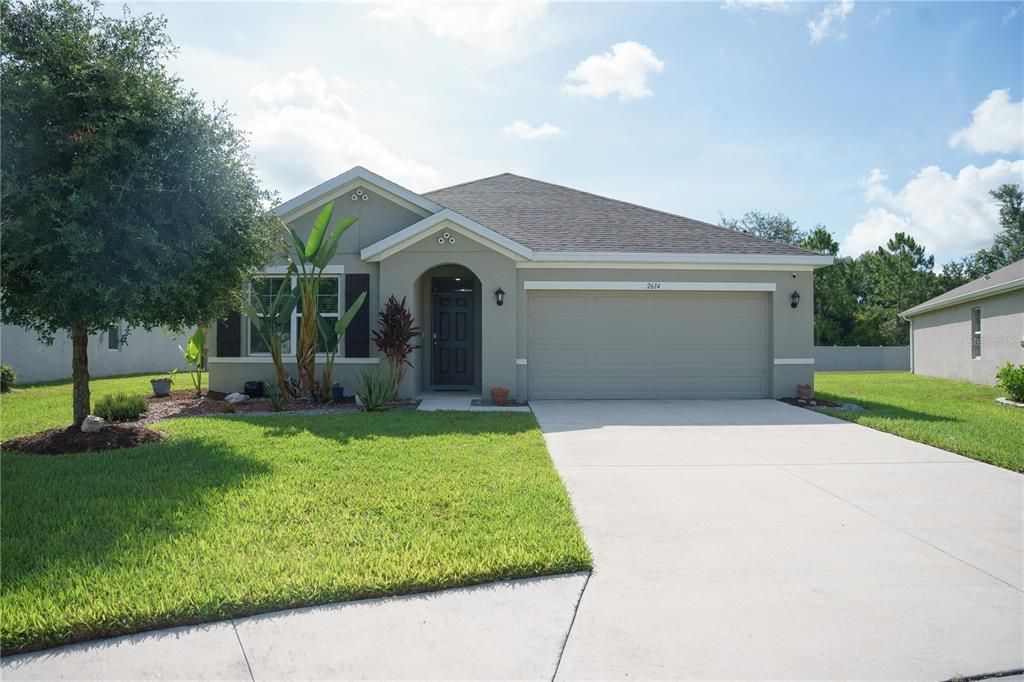For Sale: $364,900 (3 beds, 2 baths, 1651 Square Feet)