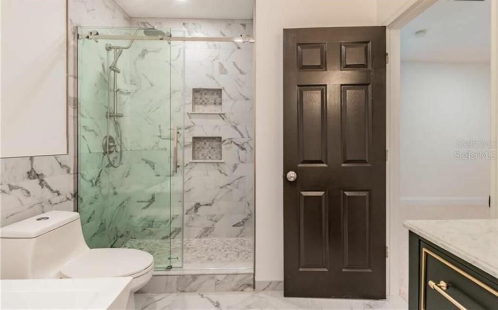 For Sale: $1,499,000 (3 beds, 3 baths, 2916 Square Feet)
