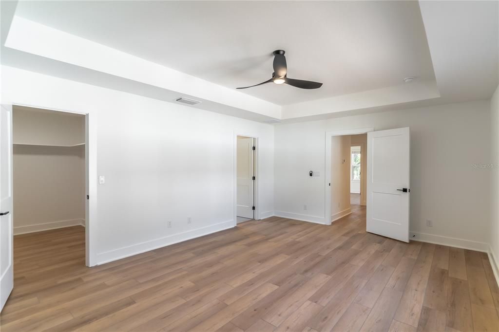 For Sale: $625,000 (3 beds, 2 baths, 1751 Square Feet)
