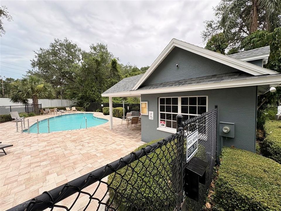 For Rent: $2,300 (3 beds, 2 baths, 1350 Square Feet)