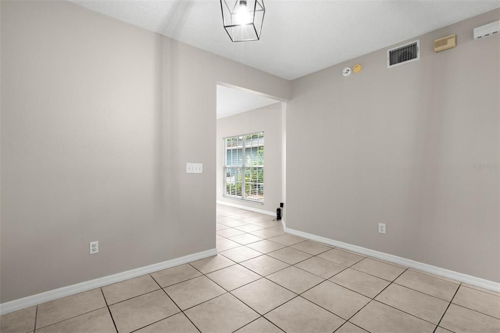 For Rent: $2,300 (3 beds, 2 baths, 1350 Square Feet)