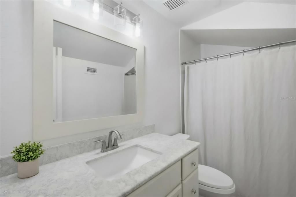 For Sale: $599,900 (5 beds, 3 baths, 2832 Square Feet)
