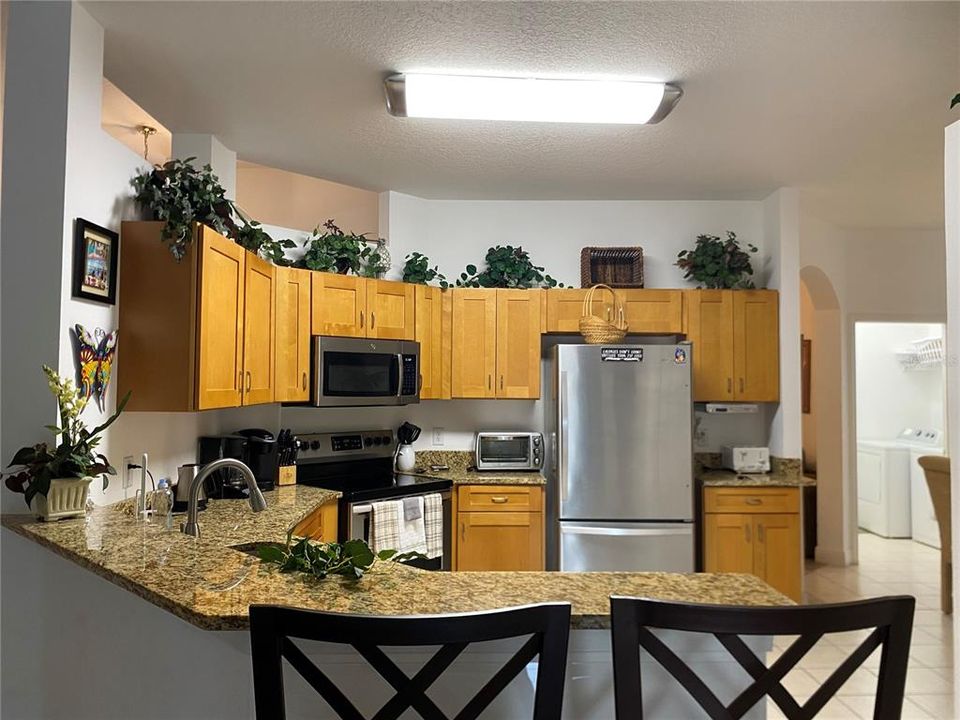 For Sale: $395,000 (4 beds, 3 baths, 1928 Square Feet)