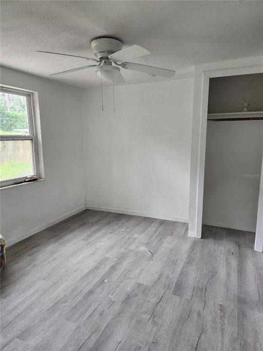 Active With Contract: $120,000 (3 beds, 2 baths, 1252 Square Feet)