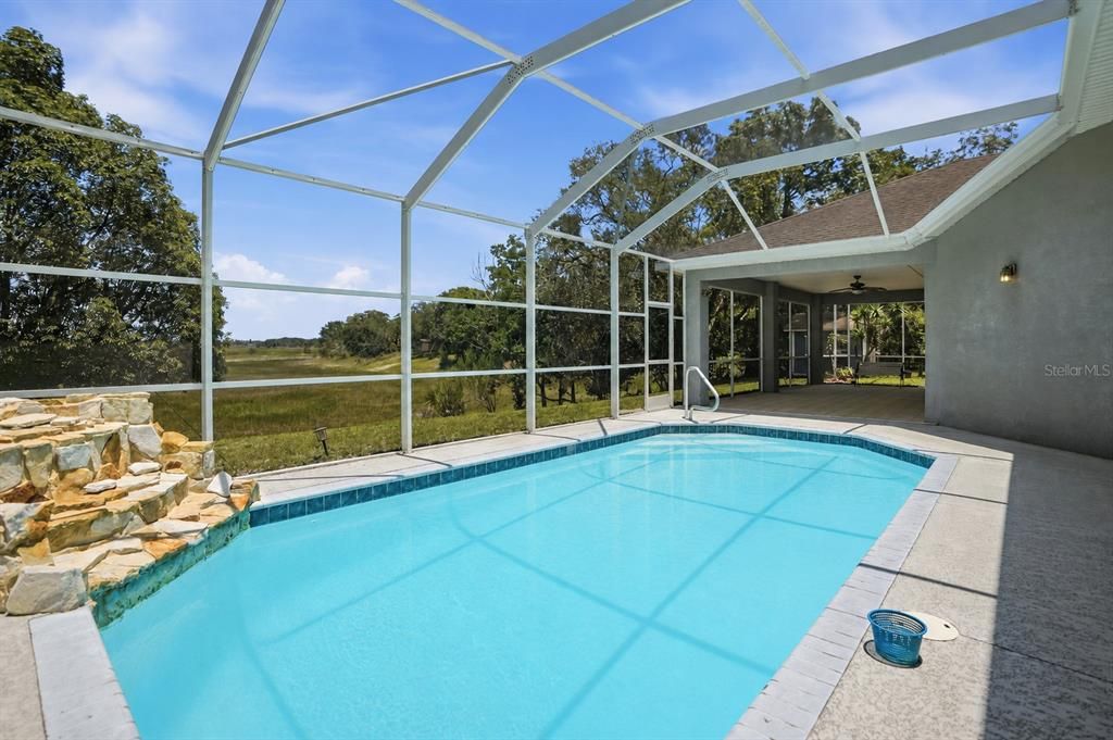 En Venta: $795,000 (3 camas, 3 baños, 4114 Pies cuadrados)