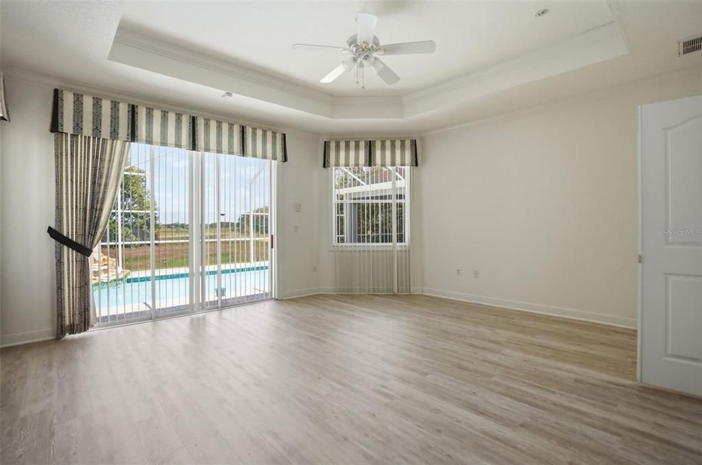 En Venta: $795,000 (3 camas, 3 baños, 4114 Pies cuadrados)
