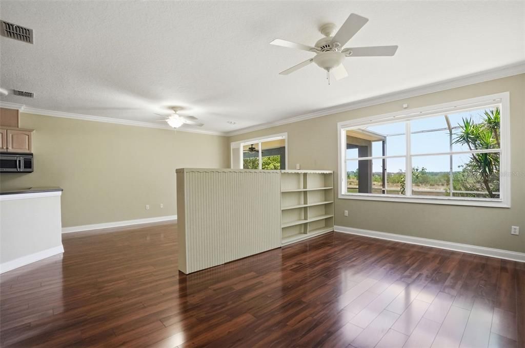 En Venta: $795,000 (3 camas, 3 baños, 4114 Pies cuadrados)
