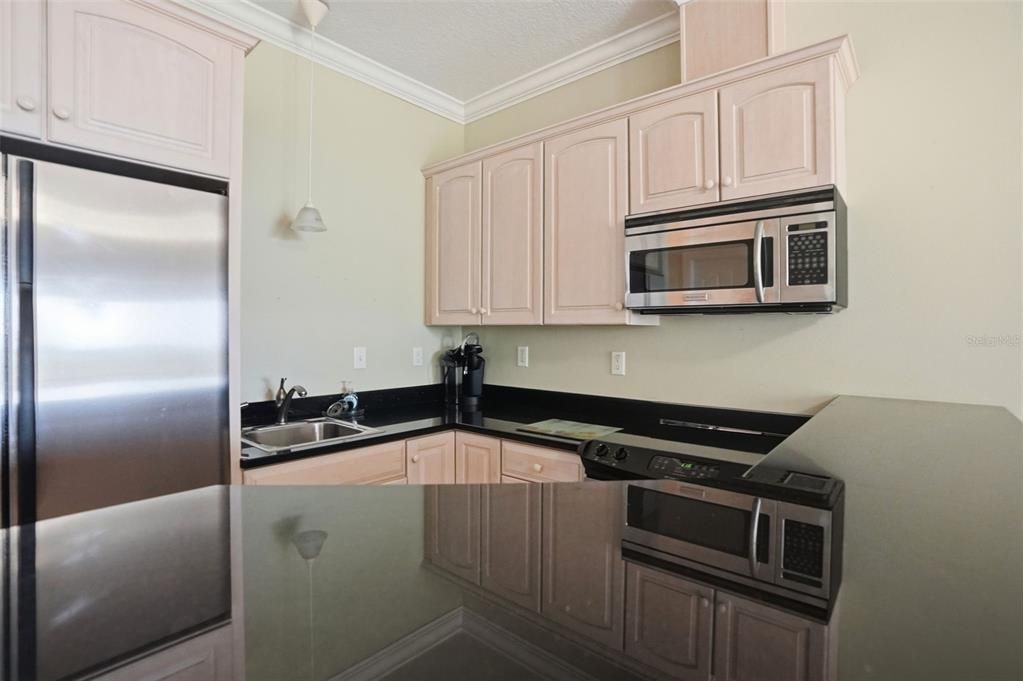 En Venta: $795,000 (3 camas, 3 baños, 4114 Pies cuadrados)